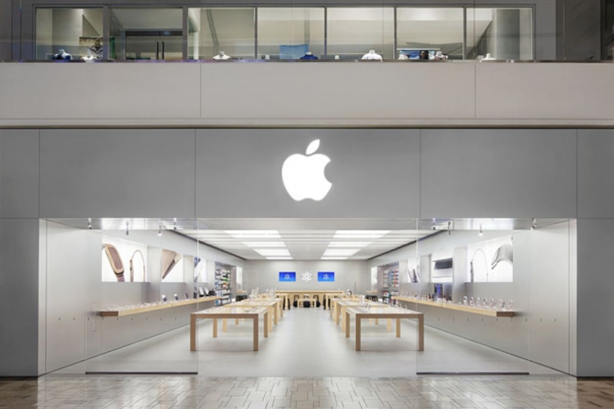 Anche Apple espande le chiusure dei negozi in Italia