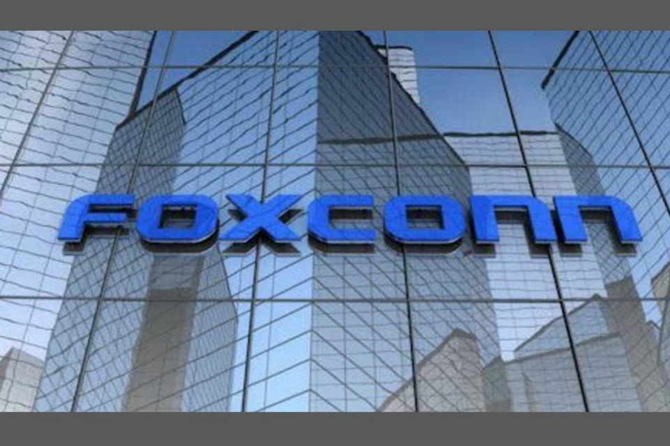 Foxconn raddoppierà la produzione di iPhone in India per soddisfare la domanda