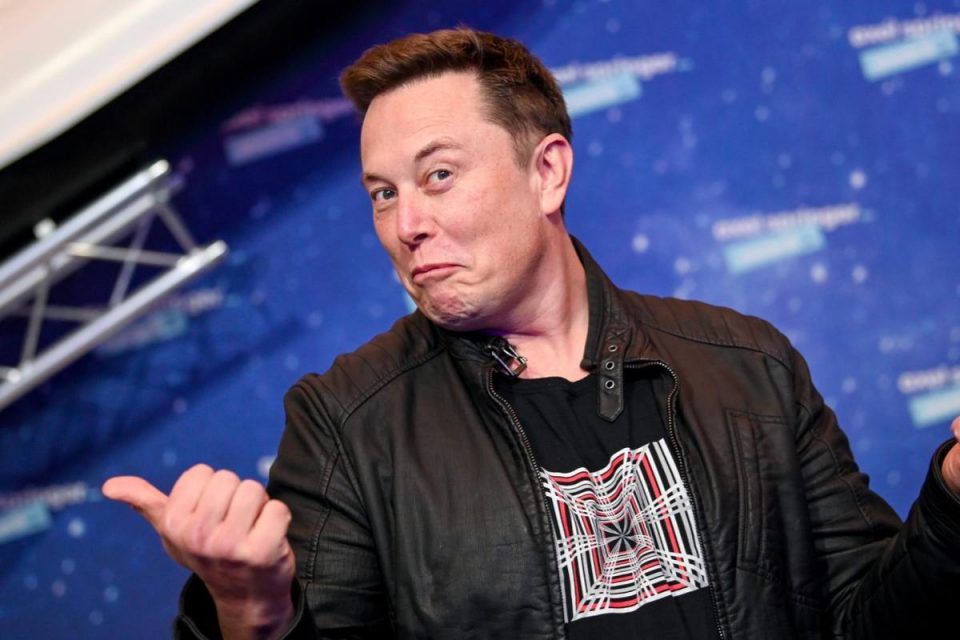 Elon Musk vende $ 7 miliardi di azioni Tesla in mezzo a una controversia sull'acquisizione di Twitter