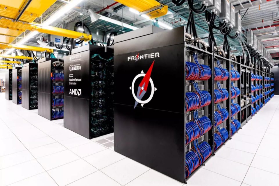 Il primo supercomputer exascale più potente del mondo incontra difficoltà hardware